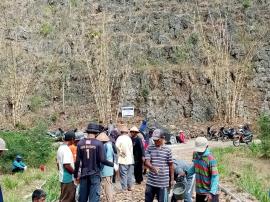 Tradisi gotong royong dan bersih desa